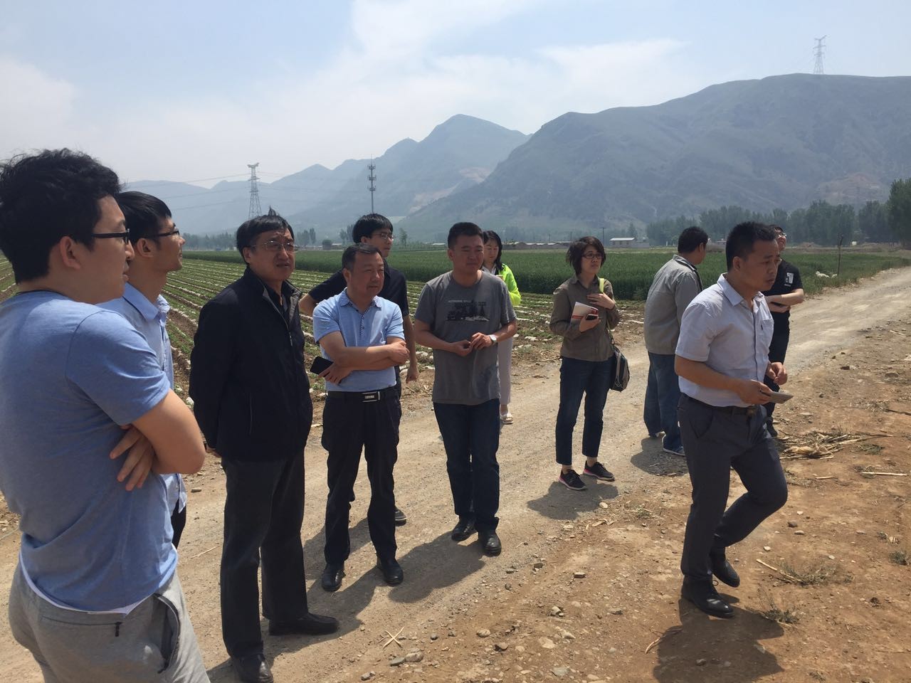 锡盟~山东1000KV特高压交流输变电工程水土保持设施顺利通过竣工验收